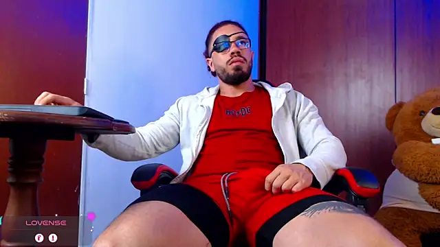 Snapshot of pirata_fitness chatting on 10-02-25, 08:18 pirata fitness online show from 10-02-25, 08:18