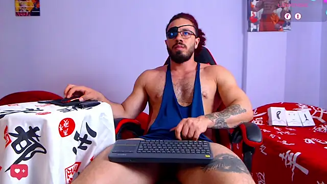 Snapshot of pirata_fitness chatting on 10-14-25, 12:06 pirata fitness online show from 10-14-25, 12:06