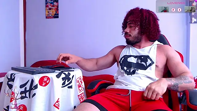 Snapshot of pirata_fitness chatting on 10-11-25, 04:30 pirata fitness online show from 10-11-25, 04:30