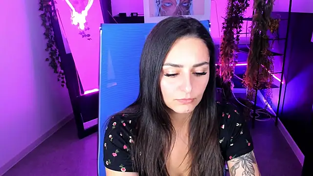 ValeriiMills online show from 09-15-25, 03:01