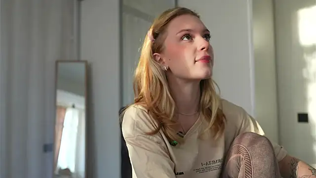 Cyberheart  online show from 10-04-25, 02:07