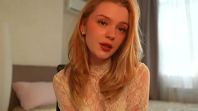 Cyberheart  online show from 09-28-25, 01:18