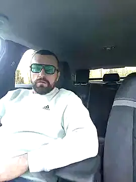 lucka1234 online show from 04-21-26, 05:52