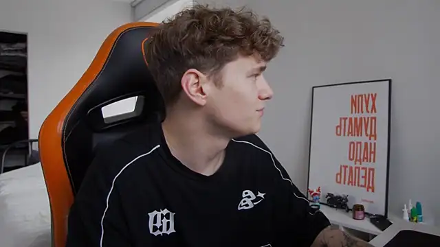 DanyDavis online show from 10-19-25, 09:34