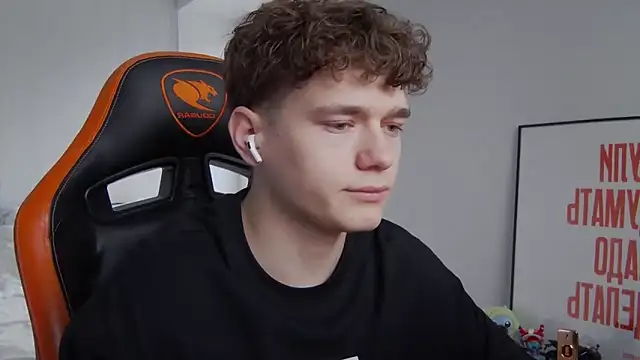 DanyDavis online show from 11-21-25, 10:58