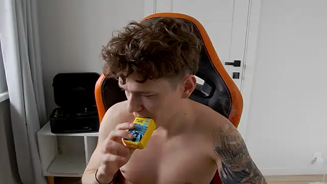 DanyDavis online show from 03-21-26, 08:19