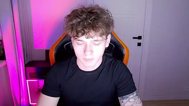 DanyDavis online show from 01-11-26, 01:40