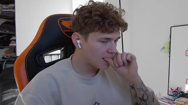 DanyDavis online show from 10-08-25, 08:16