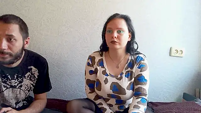 Snapshot of SweetPiggyx chatting on 06-02-26, 01:33 SweetPiggyx online show from 06-02-26, 01:33