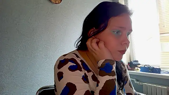 Snapshot of SweetPiggyx chatting on 06-03-26, 11:11 SweetPiggyx online show from 06-03-26, 11:11