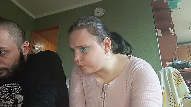 SweetPiggyx online show from 04-23-26, 12:29