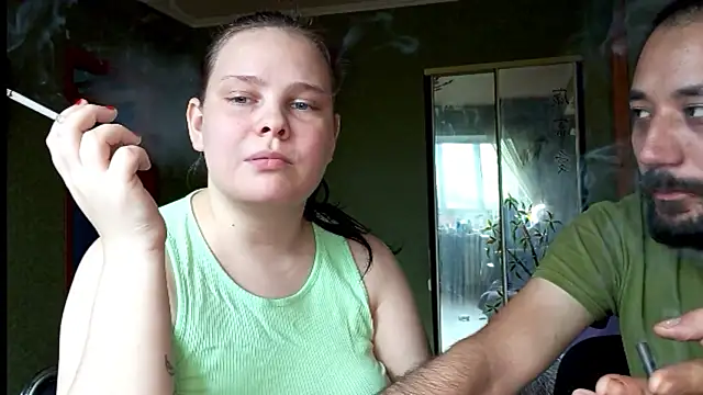 Snapshot of SweetPiggyx chatting on 05-11-26, 02:29 SweetPiggyx online show from 05-11-26, 02:29