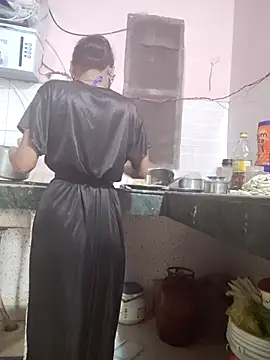 Desi Bhabi 01 online show from 02-21-26, 06:37