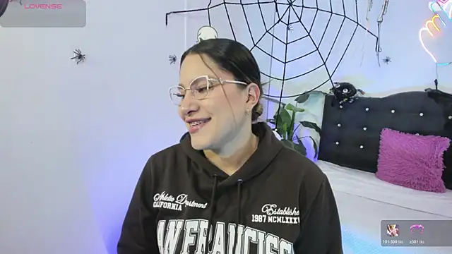 saaya tay online show from 10-28-25, 03:07