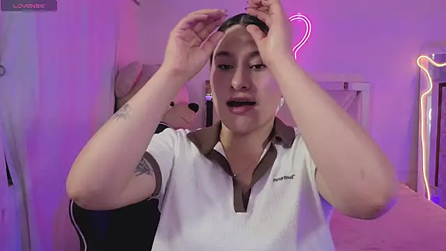 saaya tay online show from 04-15-26, 03:23