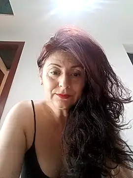 Snapshot of lunadicty chatting on 10-03-25, 11:50 lunadicty online show from 10-03-25, 11:50