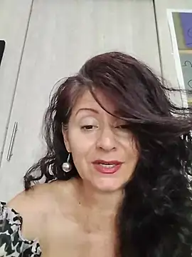 lunadicty online show from 05-17-26, 06:52