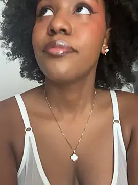 Snapshot of RachelStonne chatting on 07-28-26, 03:19 RachelStonne online show from 07-28-26, 03:19