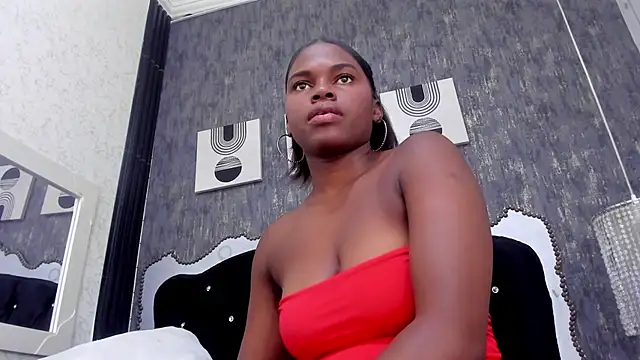 Snapshot of CloeThomm chatting on 11-01-25, 04:08 CloeThomm online show from 11-01-25, 04:08