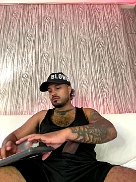 PapiStan online show from 12-14-25, 05:46