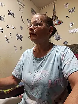 katrina perez online show from 11-27-25, 08:37