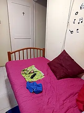 katrina perez online show from 11-07-25, 09:52