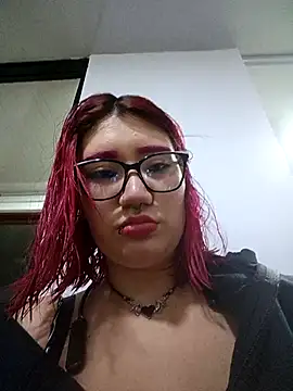 Cerecitaa02  online show from 04-17-26, 11:40