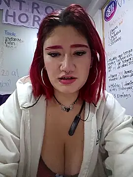 Snapshot of Cerecitaa02_ chatting on 04-21-26, 11:55 Cerecitaa02 online show from 04-21-26, 11:55