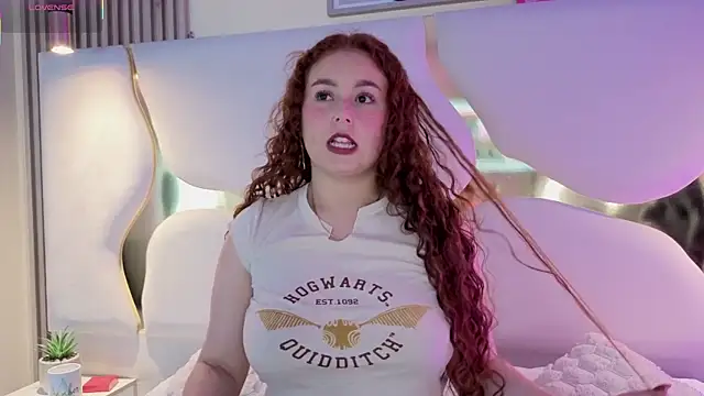 Snapshot of AmmberJones chatting on 11-27-25, 01:33 AmmberJones online show from 11-27-25, 01:33