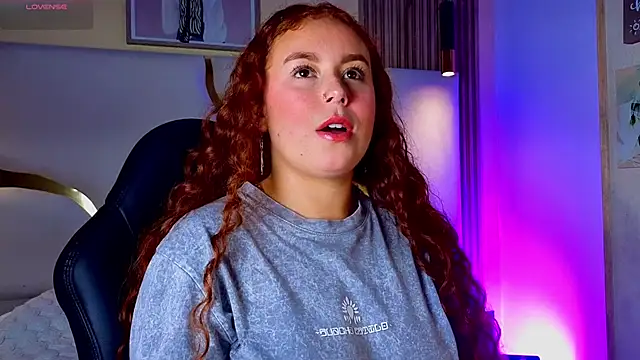 Snapshot of AmmberJones chatting on 01-09-26, 12:01 AmmberJones online show from 01-09-26, 12:01