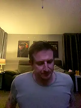 Tommyglasgow1983 online show from 10-22-25, 04:12