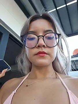 Pretty roxxyy online show from 12-14-25, 12:11