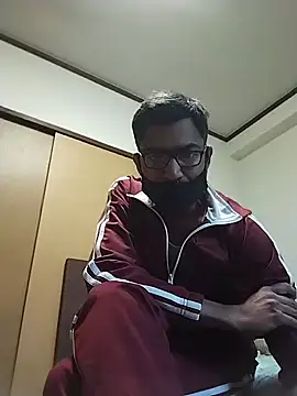 Snapshot of SunkLupus chatting on 02-21-26, 08:05 SunkLupus online show from 02-21-26, 08:05