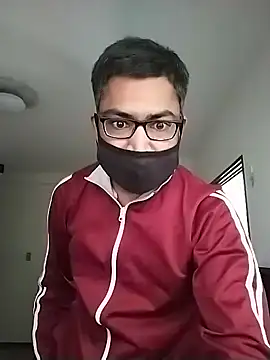 Snapshot of SunkLupus chatting on 02-28-26, 03:39 SunkLupus online show from 02-28-26, 03:39