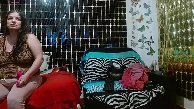 Alexandra-XXX online show from 04-14-26, 02:49