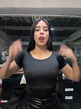 Ivy rein online show from 11-23-25, 01:37