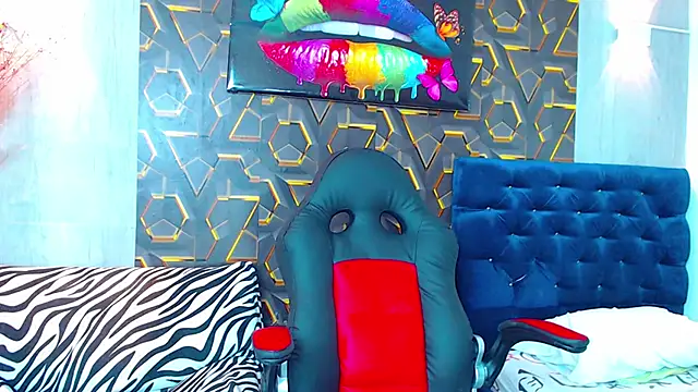black king 241 online show from 10-10-25, 03:18