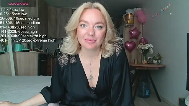 Eva   forever online show from 05-26-26, 05:49