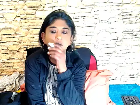 IndianPleasurez1 online show from 09-29-25, 05:40