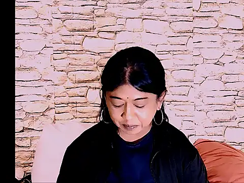 IndianPleasurez1 online show from 11-05-25, 04:26