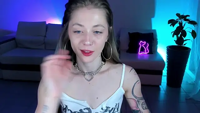 SweetMeeow online show from 12-19-25, 05:32