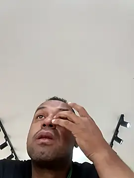 elnegro707070 online show from 11-10-25, 11:04