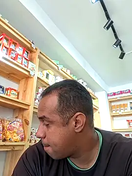 elnegro707070 online show from 02-12-26, 02:28