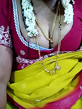 Snapshot of tamiltady chatting on 10-11-25, 06:09 tamiltady online show from 10-11-25, 06:09