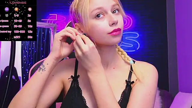 AlessiaCroft online show from 03-25-26, 05:07