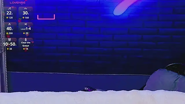 Snapshot of AlessiaCroft chatting on 06-07-26, 04:07 AlessiaCroft online show from 06-07-26, 04:07
