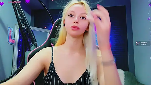 AlessiaCroft online show from 03-07-26, 05:03