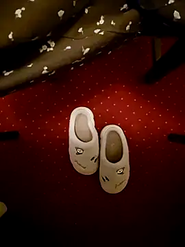 AlessiaCroft online show from 11-27-25, 05:08