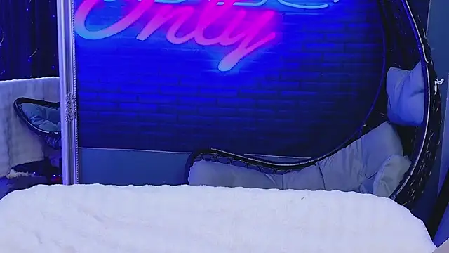 AlessiaCroft online show from 04-02-26, 04:08