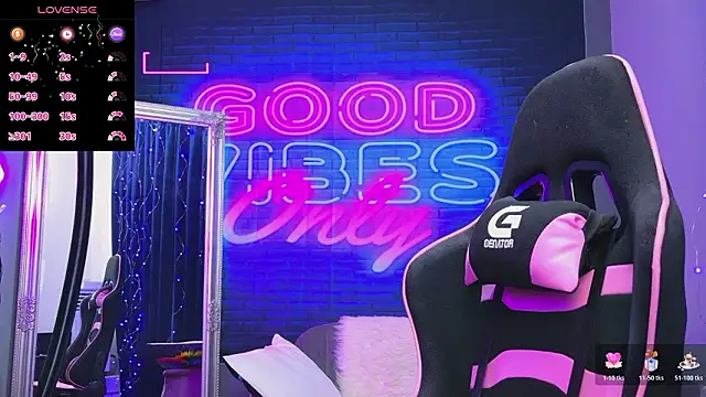 AlessiaCroft online show from 03-24-26, 04:01